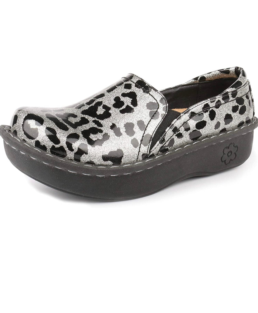 Women’s shoes